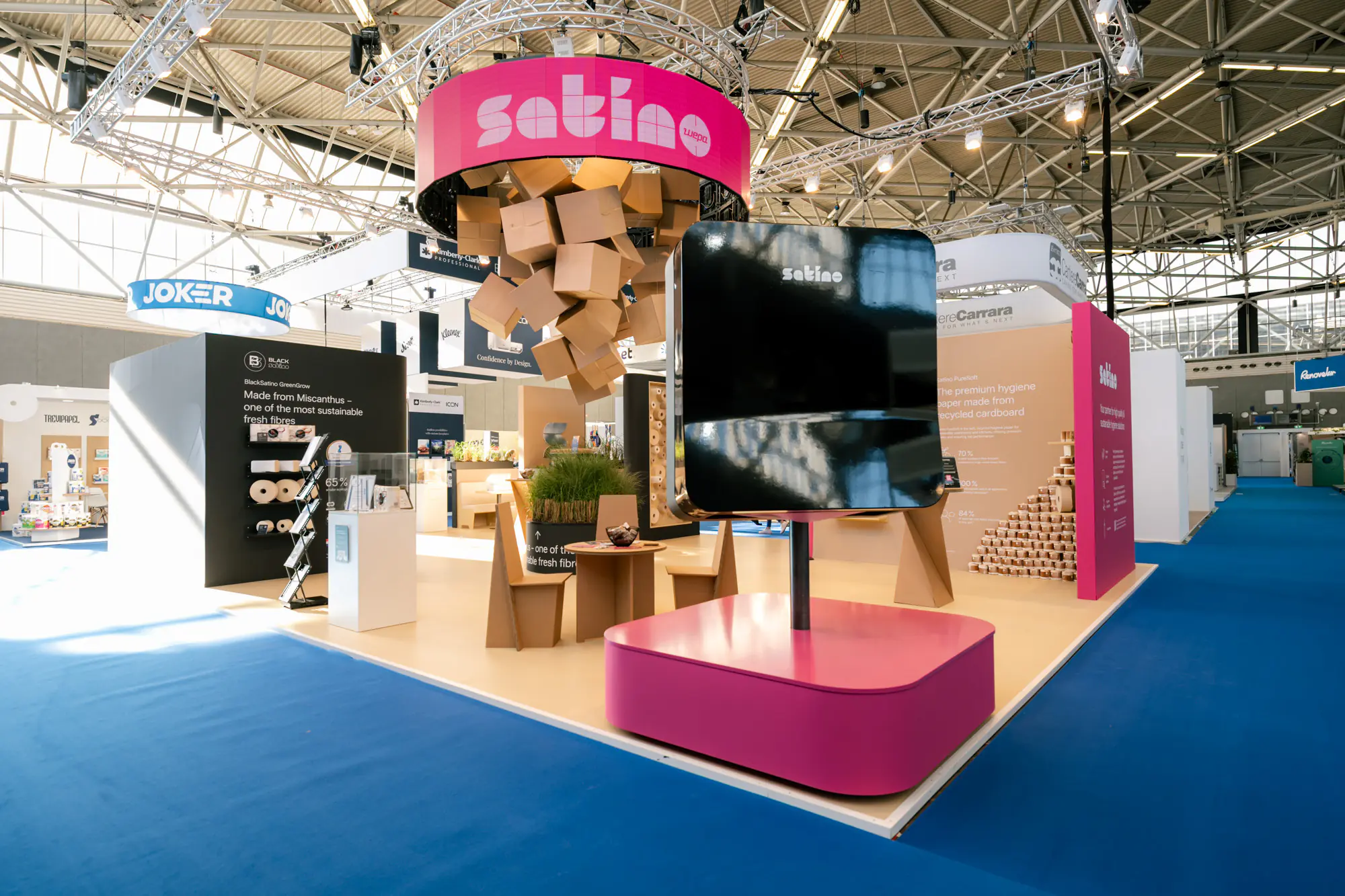 Professionelle Foto- und Videobegleitung für Firmenveranstaltungen, Messen und Business-Events.