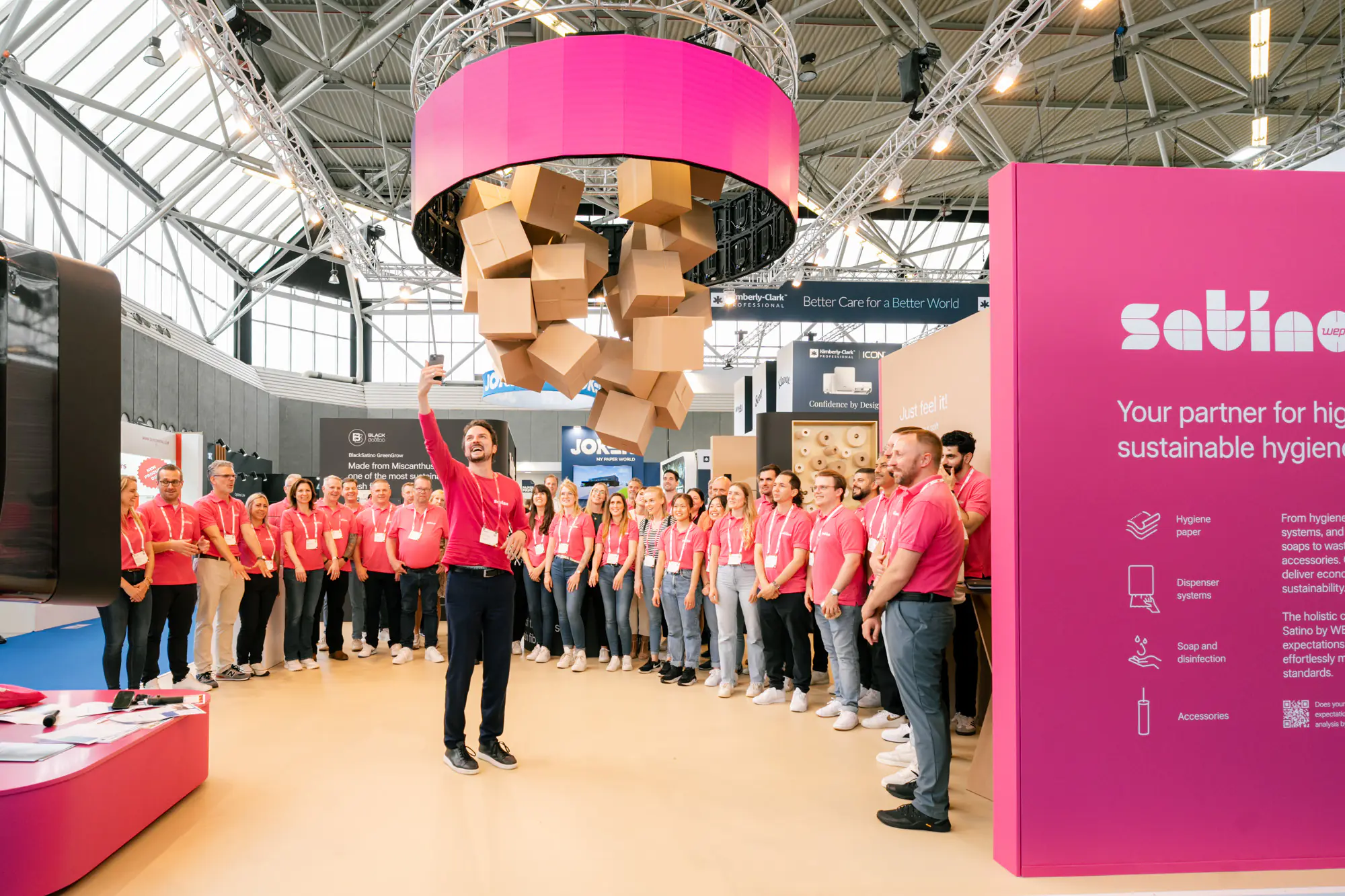 Professionelle Foto- und Videobegleitung für Firmenveranstaltungen, Messen und Business-Events. - Photo 14