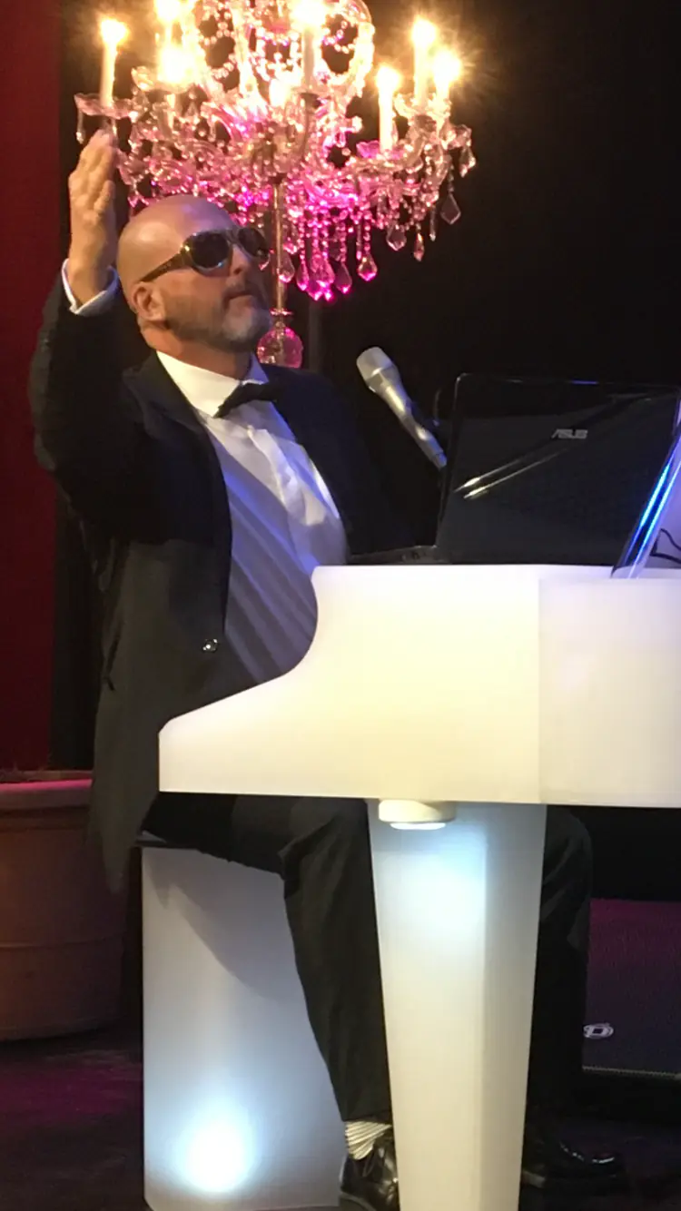 Silvio Dalla Brida, Pianist, Sänger & Entertainer