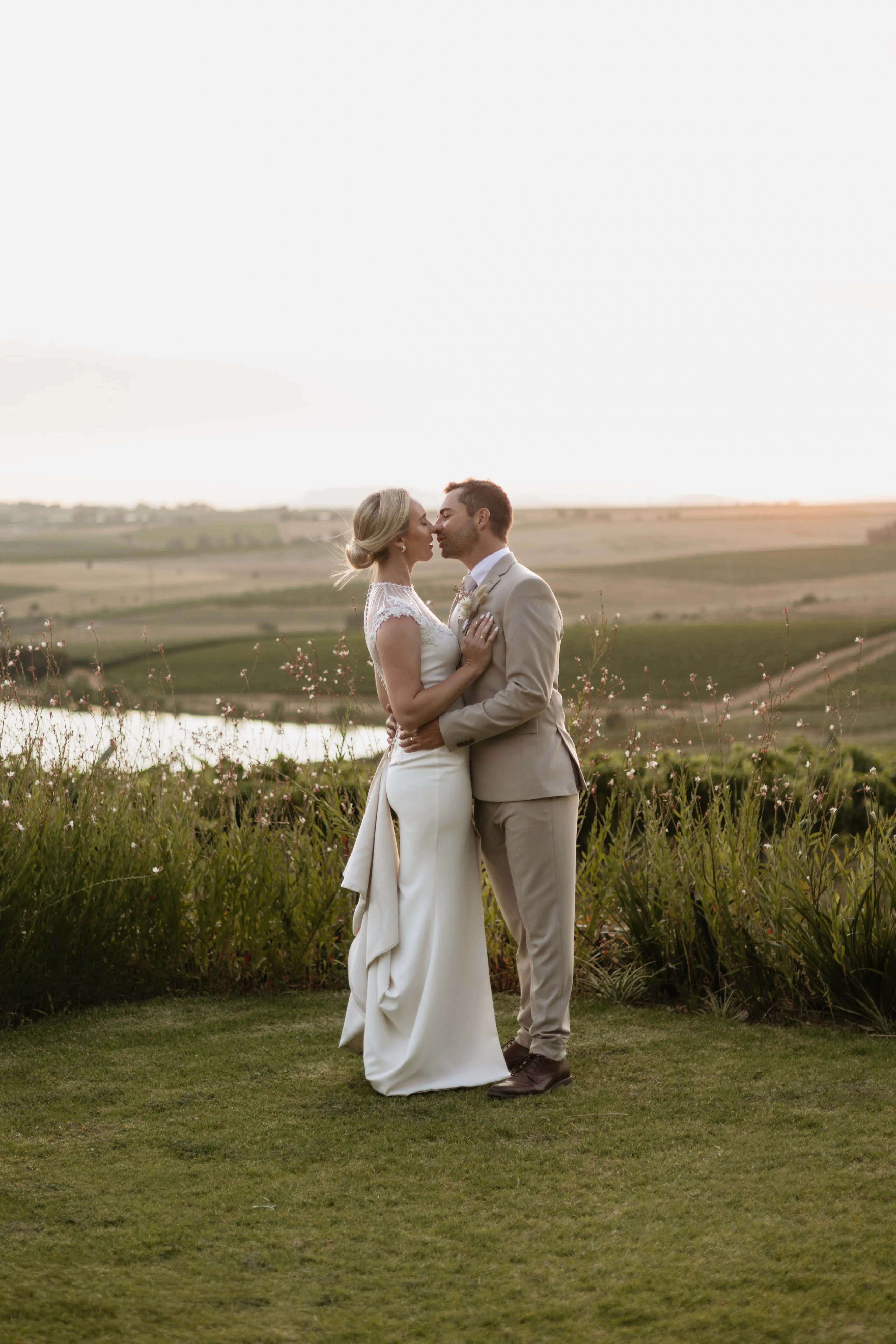 Hochzeitsfotografie für moderne Paare – warm, editorial, emotional und ungestellt